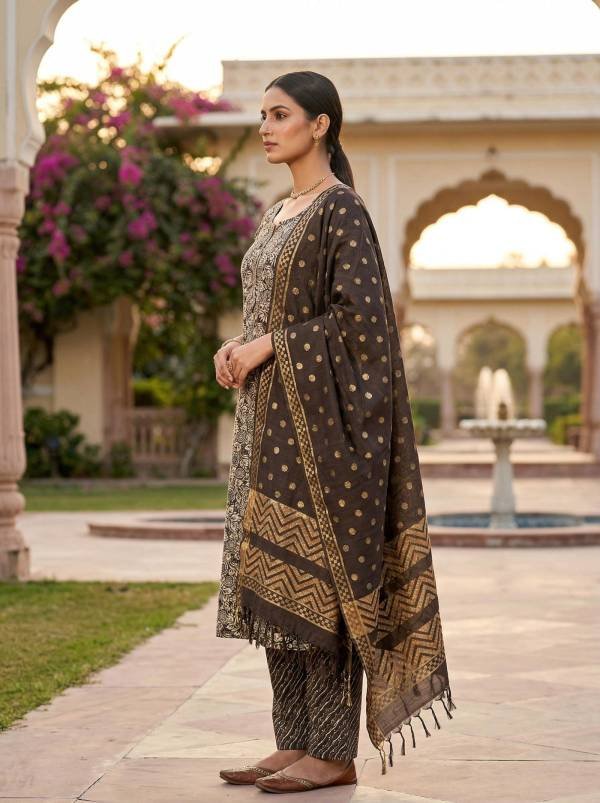 Brown Cotton Printed Kurti Pant Dupatta Set (3 Pc Ethnic Set) Thumbnail